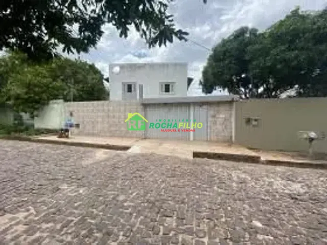 Casa com 390m² 4 quartos e 2 banheiros, à venda, no bairro Santa Isabel em Teresina