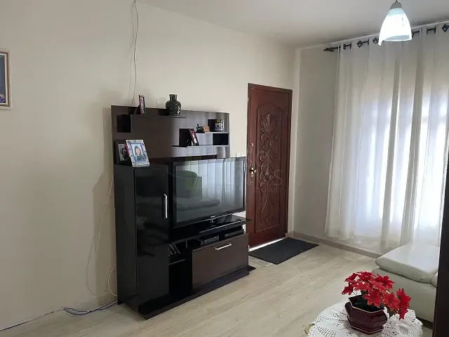 Casa com 313m² 3 quartos e 3 banheiros, à venda, no bairro Jardim Apucarana em Apucarana