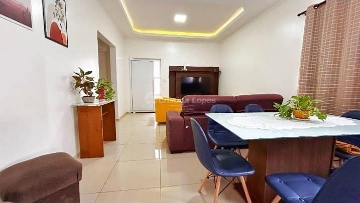 Casa, 3 quartos, 175 m² - Foto 1