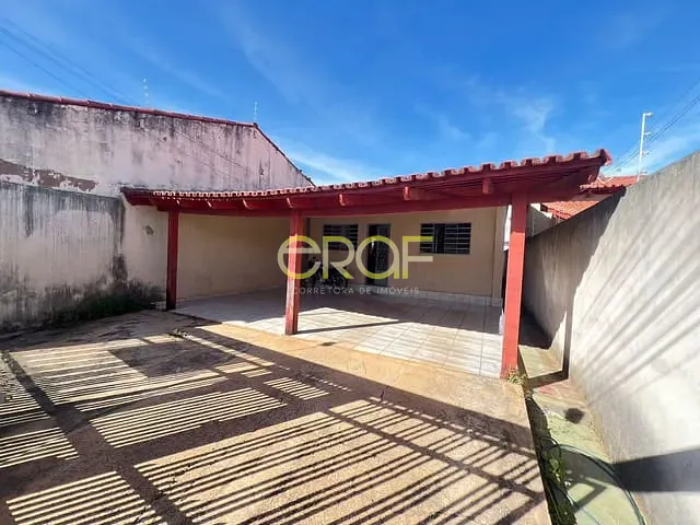 Casa 3 quartos e 2 banheiros, à venda, no bairro Formosinha em Formosa