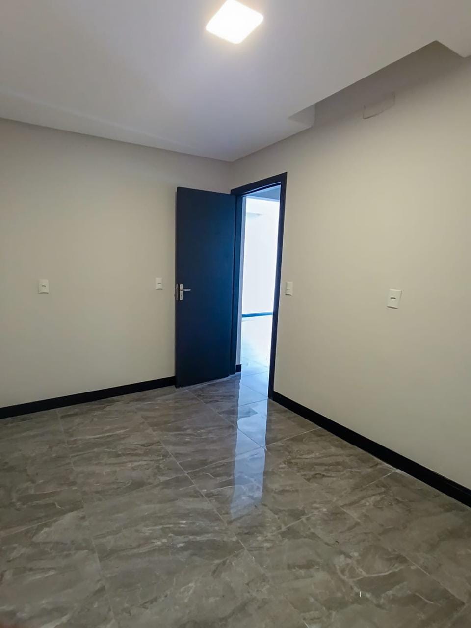 Casa à venda com 3 quartos, 130m² - Foto 11