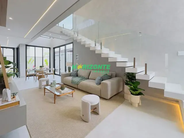 Casa com 250m² 4 quartos e 3 banheiros, à venda, no bairro Urbanova VII em São José dos Campos