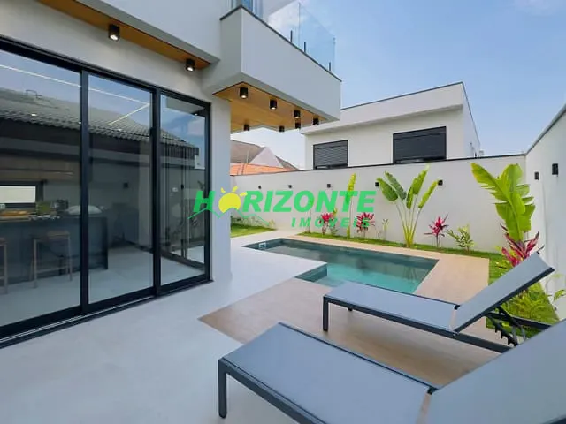 Casa com 250m² 4 quartos e 3 banheiros, à venda, no bairro Urbanova VII em São José dos Campos