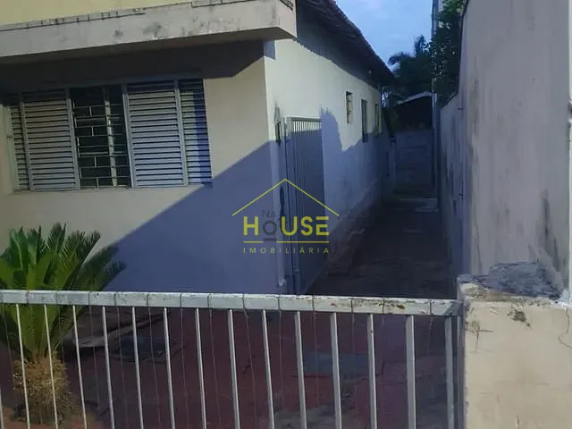 Casa com 300m² 3 quartos e 1 banheiro, à venda, no bairro Patrimônio Velho em Votuporanga