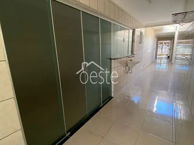 Casa com 165m² 3 quartos e 2 banheiros, à venda, no bairro Cidade Nova II em Santa Bárbara D'Oeste