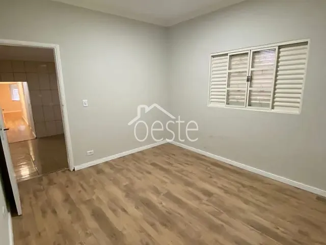 Casa com 165m² 3 quartos e 2 banheiros, à venda, no bairro Cidade Nova II em Santa Bárbara D'Oeste