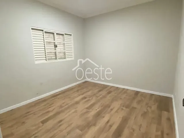 Casa com 165m² 3 quartos e 2 banheiros, à venda, no bairro Cidade Nova II em Santa Bárbara D'Oeste