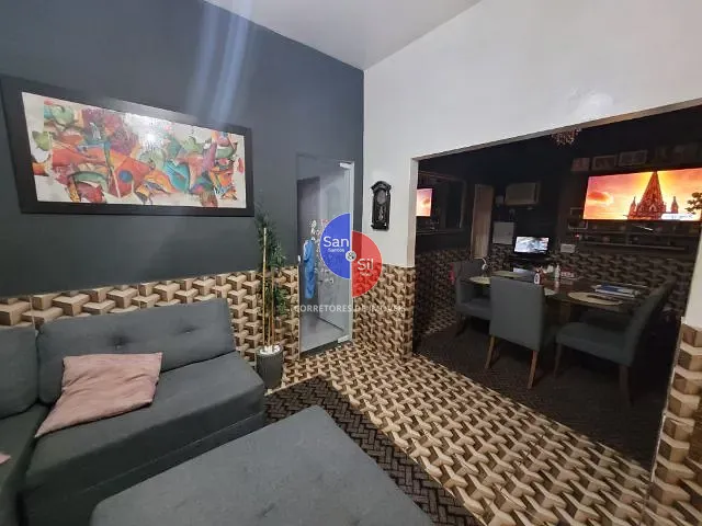 Casa com 720m² 3 quartos e 3 banheiros, à venda, no bairro Praia do Imperador (Praia de Mauá) em Magé