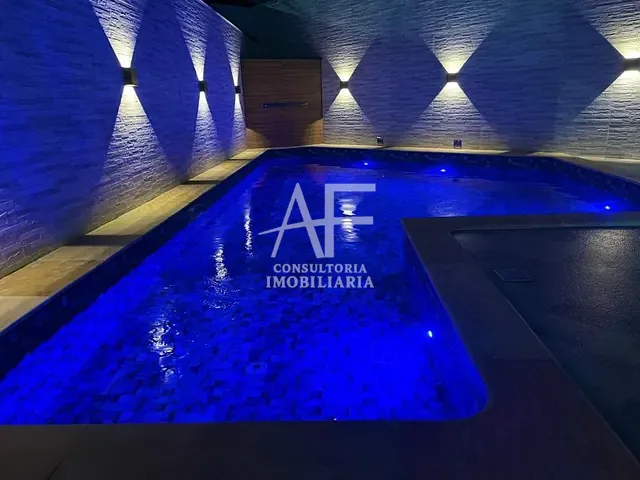 Casa com 250m² 3 quartos e 3 banheiros, à venda, no bairro Condomínio Residencial Tecoara em Taubaté