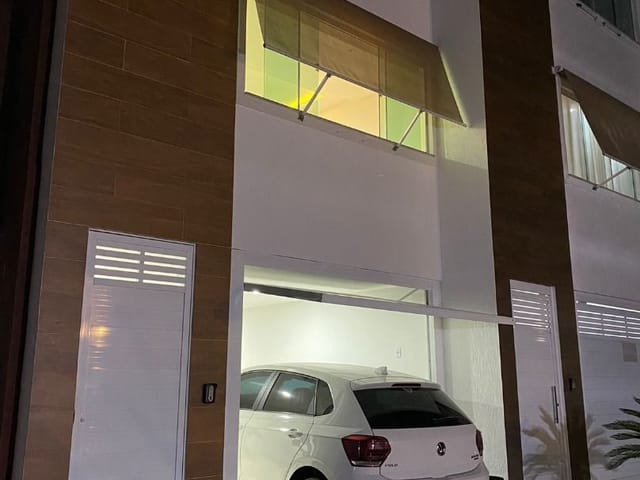 Casa com 110m² 2 quartos e 1 banheiro, à venda, no bairro Glória em Macaé