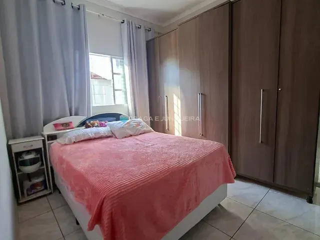 Casa com 220m² 2 quartos e 2 banheiros, à venda, no bairro Setparque Avenida 2 em São José do Rio Preto
