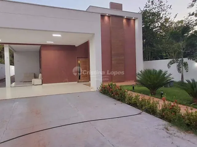 Casa com 750m² 3 quartos e 3 banheiros, à venda, no bairro Novo Uruguai em Teresina