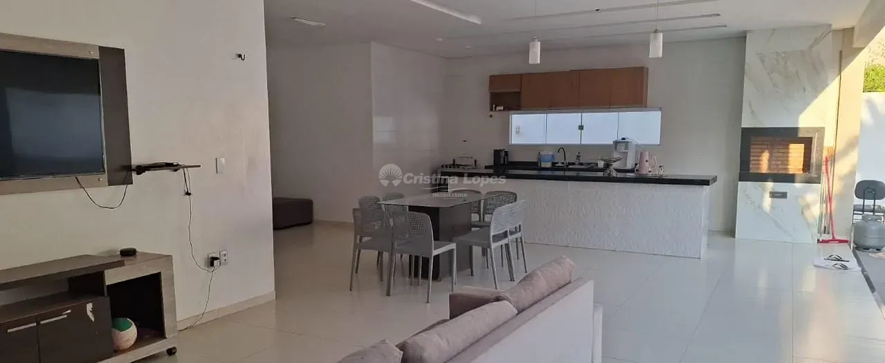 Casa, 3 quartos, 238 m² - Foto 3