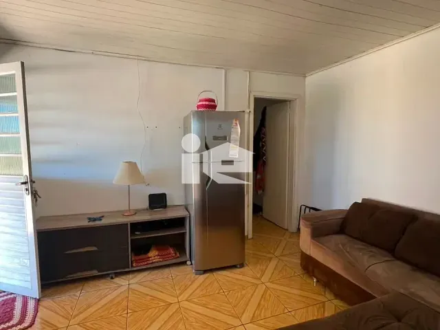 Casa com 316m² 2 quartos e 1 banheiro, à venda, no bairro Centro em Rolândia