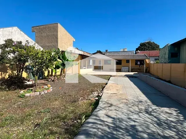 Casa com 316m² 2 quartos e 1 banheiro, à venda, no bairro Centro em Rolândia