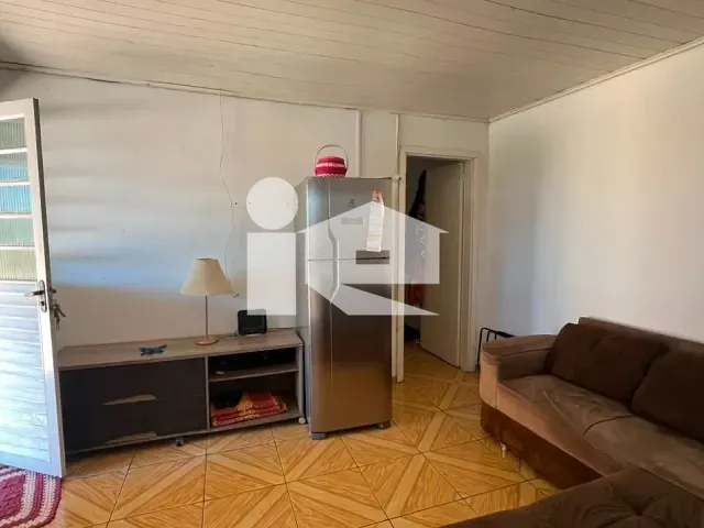 Casa com 316m² 2 quartos e 1 banheiro, à venda, no bairro Centro em Rolândia