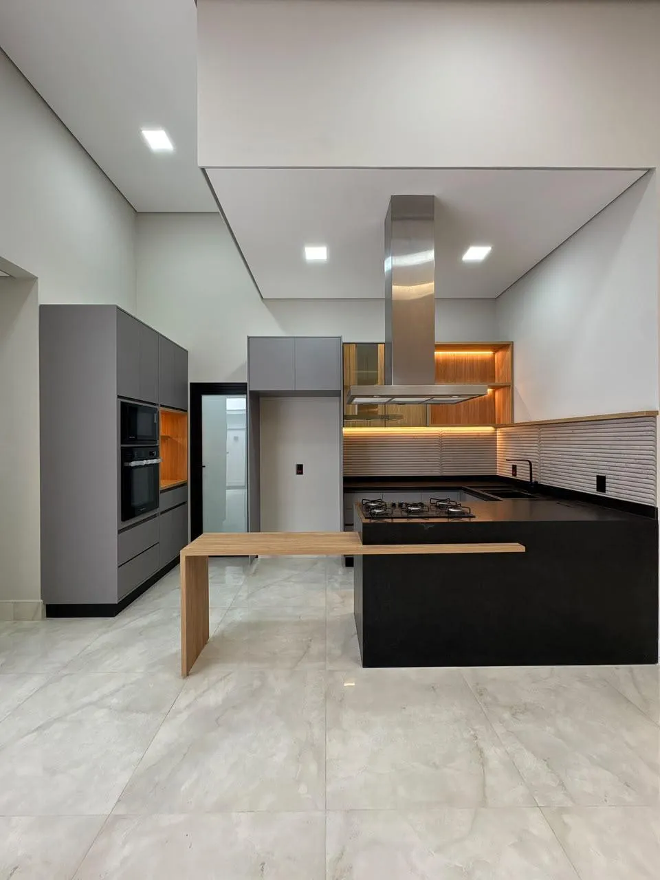 Casa, 3 quartos, 191 m² - Foto 3