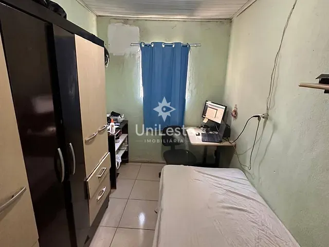 Casa 7 quartos e 4 banheiros, à venda, no bairro Alto Vera Cruz em Belo Horizonte
