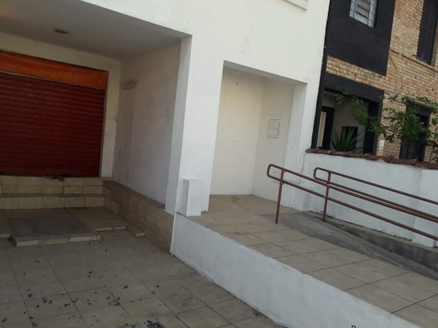 Casa com 335m², à venda, no bairro Vila Mathias em Santos