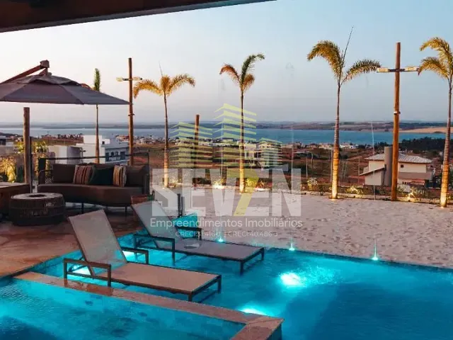 Casa com 900m² 5 quartos e 8 banheiros, à venda, no bairro Enseada Azul em Paranapanema