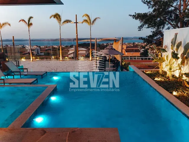 Casa com 900m² 5 quartos e 8 banheiros, à venda, no bairro Enseada Azul em Paranapanema