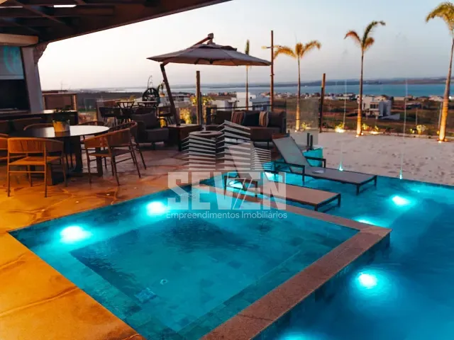 Casa com 900m² 5 quartos e 8 banheiros, à venda, no bairro Enseada Azul em Paranapanema