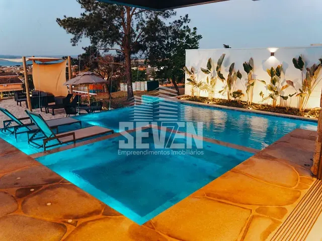 Casa com 900m² 5 quartos e 8 banheiros, à venda, no bairro Enseada Azul em Paranapanema