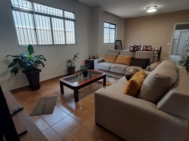 Casa com 320m² 2 quartos e 2 banheiros, à venda, no bairro Vila Moinho Velho em São Paulo
