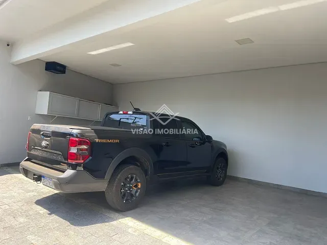 Sobrado 3 quartos e 4 banheiros, à venda, no bairro Aquarela Brasil Residencial em Sinop