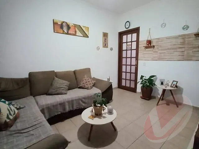 Casa 4 quartos e 1 banheiro, à venda, no bairro Real em Praia Grande