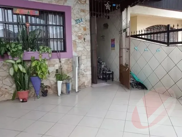 Casa 4 quartos e 1 banheiro, à venda, no bairro Real em Praia Grande