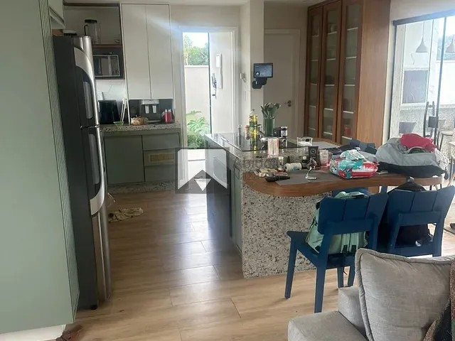 Casa com 413m² 4 quartos e 3 banheiros, à venda, no bairro Ubatiba em Maricá