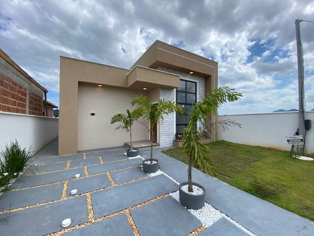 Casa 3 quartos e 2 banheiros, à venda, no bairro Ubatiba em Maricá