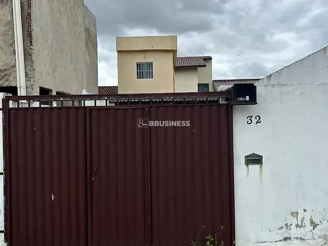 Casa com 200m² 1 quarto e 2 banheiros, à venda, no bairro Parque Jóquei Club em Campos dos Goytacazes
