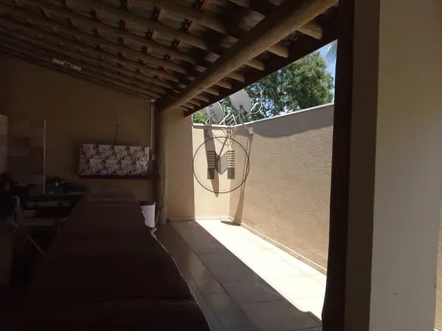 Casa com 300m² 3 quartos e 2 banheiros, à venda, no bairro Vila Alves em Guaratinguetá
