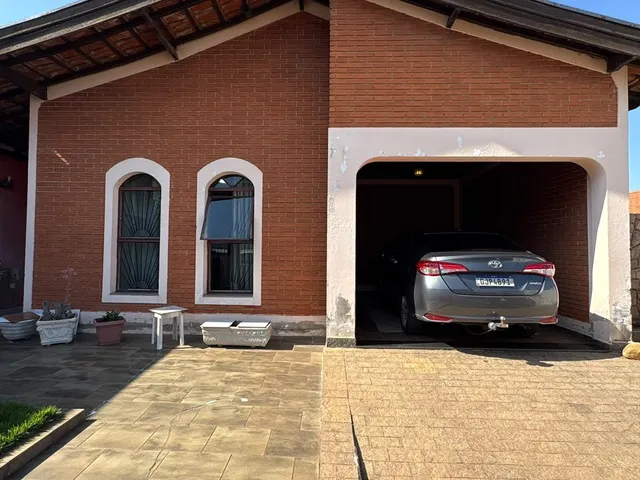 Casa com 300m² 3 quartos e 2 banheiros, à venda, no bairro Vila Bertini em Americana