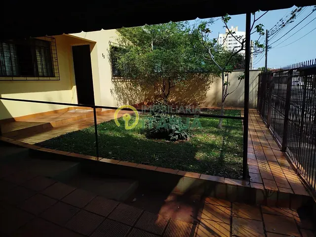 Casa com 275m² 4 quartos e 2 banheiros, à venda, no bairro Jardim Morumbi em Londrina
