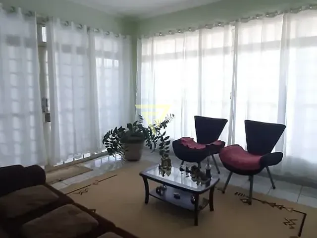 Casa com 300m² 3 quartos e 4 banheiros, à venda, no bairro Jardim Vista Alegre em Ribeirão Preto