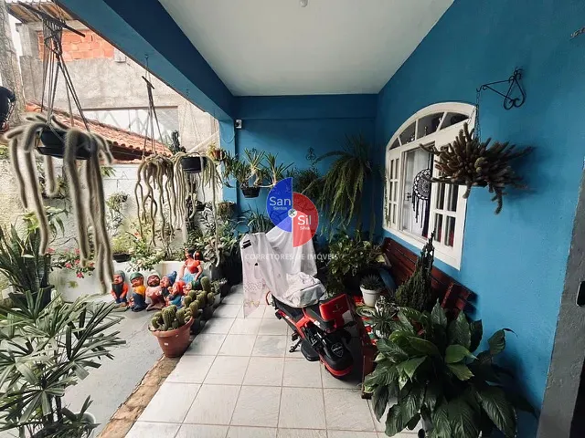 Casa 2 quartos e 2 banheiros, à venda, no bairro Centro em Guapimirim