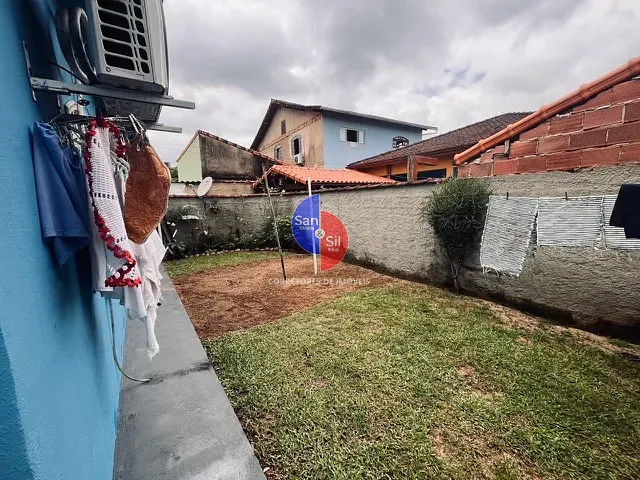 Casa 2 quartos e 2 banheiros, à venda, no bairro Centro em Guapimirim