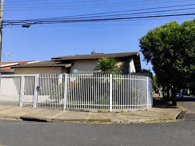 Casa com 433m² 3 quartos e 5 banheiros, à venda, no bairro Jardim Tarraf II em São José do Rio Preto