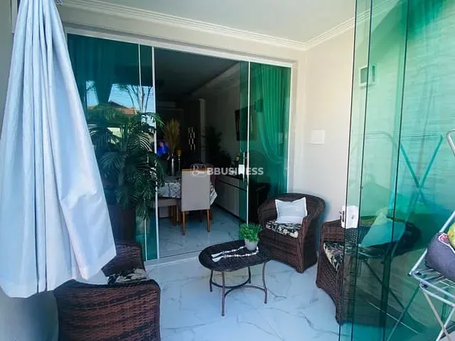 Casa 6 quartos e 4 banheiros, à venda, no bairro IPS em Campos dos Goytacazes
