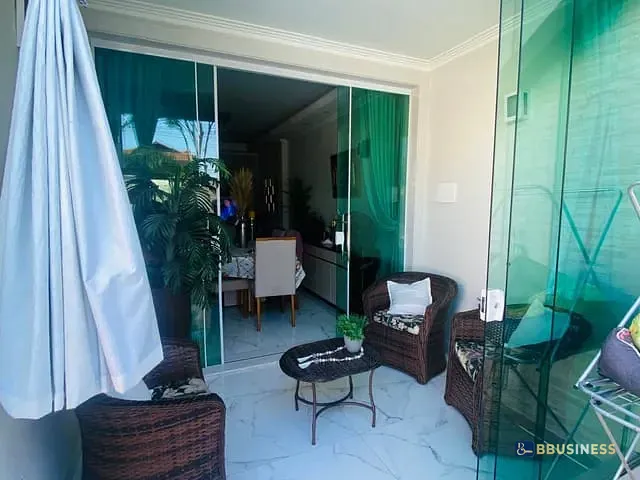 Casa 6 quartos e 4 banheiros, à venda ou para alugar, no bairro IPS em Campos dos Goytacazes