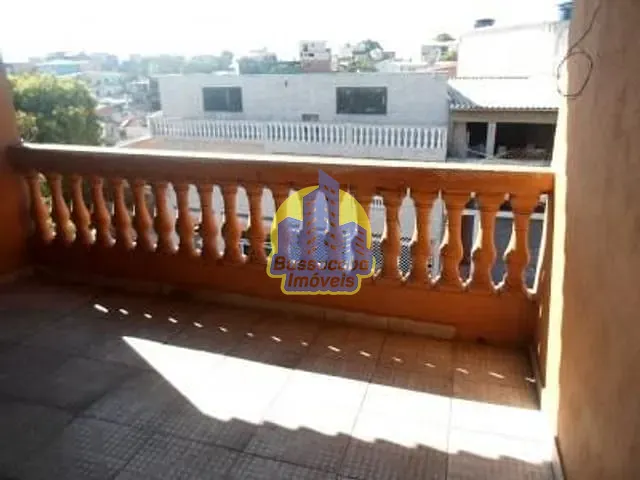 Casa com 380m² 6 quartos e 2 banheiros, à venda, no bairro Jardim Veloso em Osasco