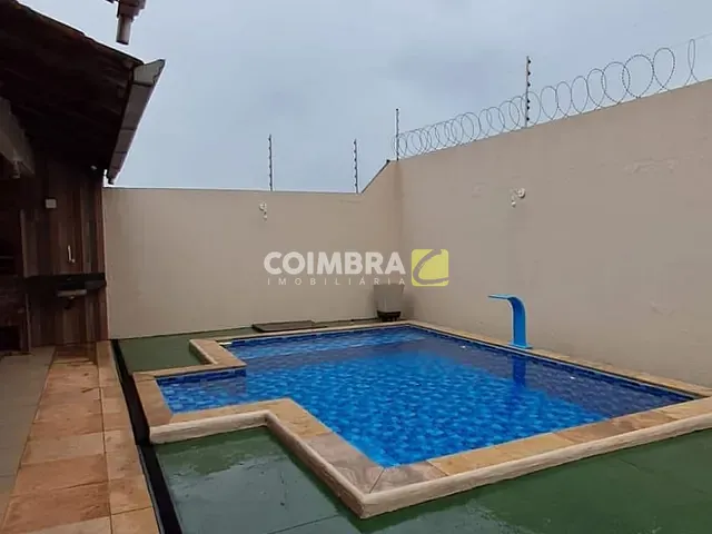 Casa com 245m² 2 quartos e 2 banheiros, para alugar, no bairro Diamantino em Santarém