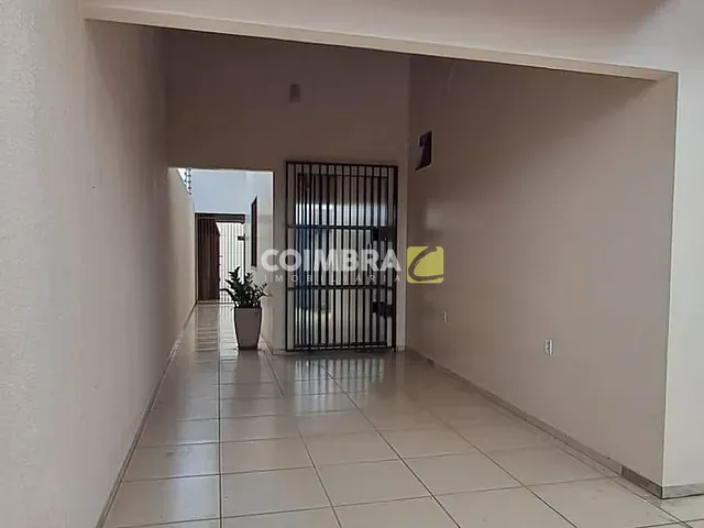 Casa com 245m² 3 quartos e 2 banheiros, para alugar, no bairro Diamantino em Santarém