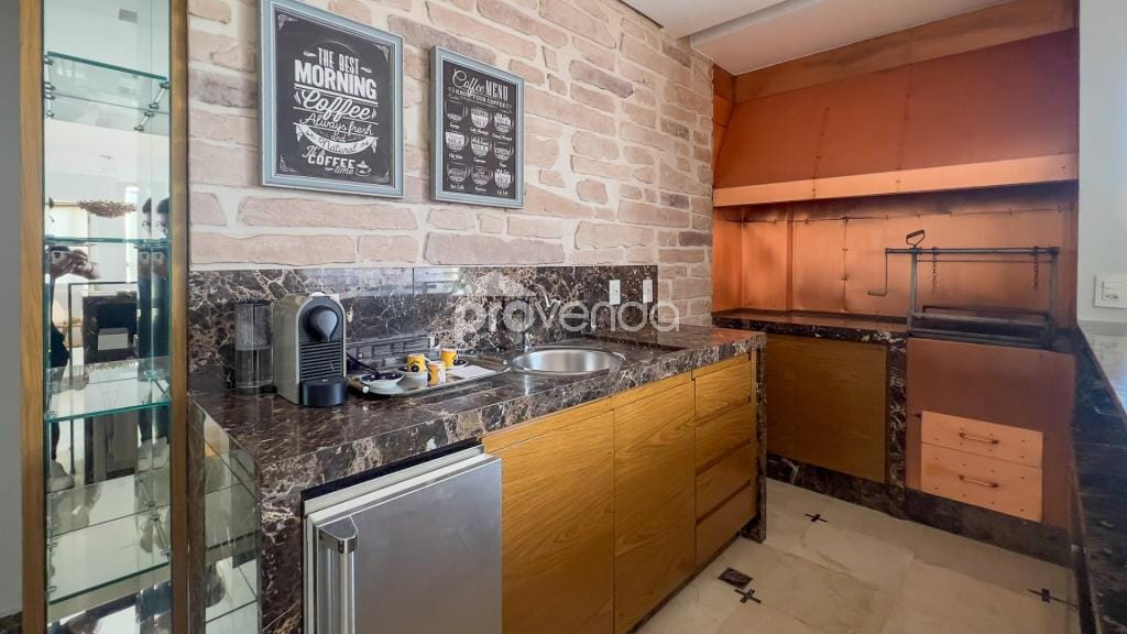 Casa, 3 quartos, 296 m² - Foto 25
