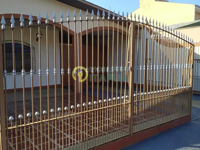 Casa com 328m² 4 quartos e 2 banheiros, à venda, no bairro Waldemar Hauer em Londrina