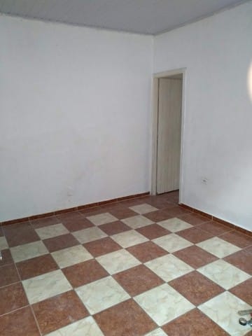 Casa à venda com 3 quartos, 150m² - Foto 1