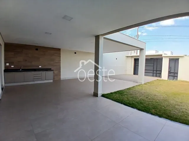 Casa com 333m² 3 quartos e 3 banheiros, à venda, no bairro Residencial Dona Margarida em Santa Bárbara D'Oeste